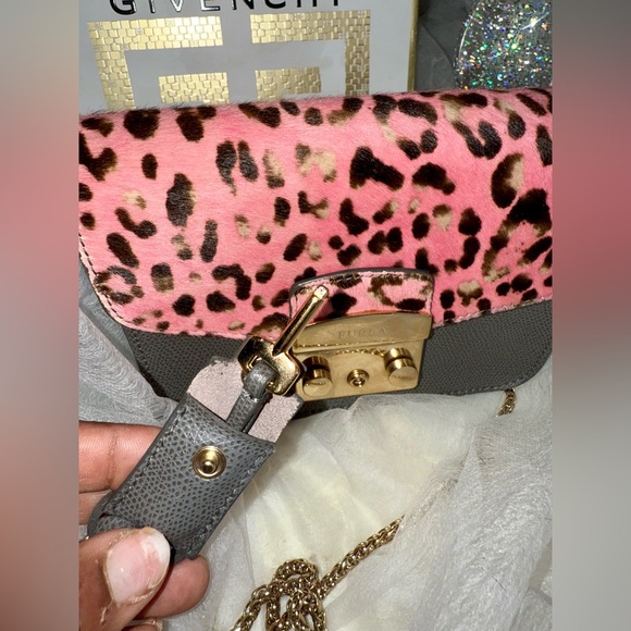 Furla pony hair Pink Leopard and Gray Crossbody Bag with lock and key. - Picture 5 of 10